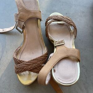 Vince Camuto Elegant Tan Braided Women's Sandals size 6